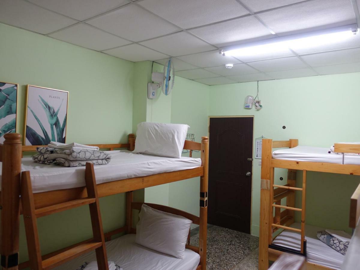 Kite Hostel Чиай Сити Екстериор снимка